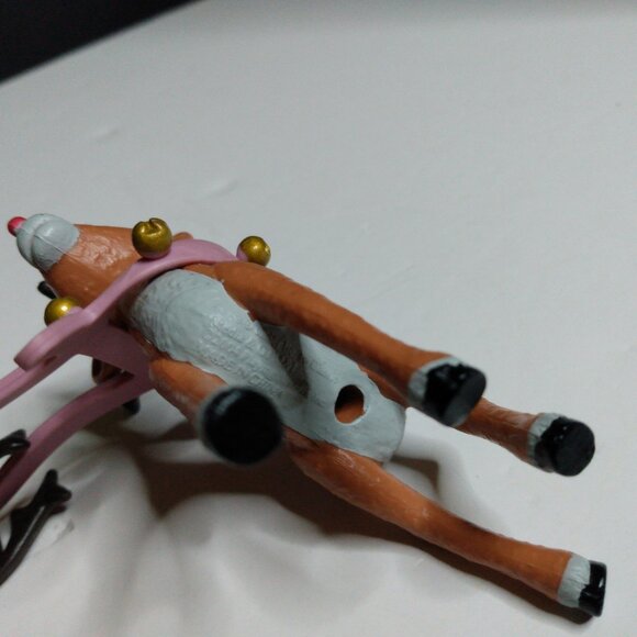 Rudolph The Red Nosed Reindeer Santa's Sleigh & Reindeer Team Figurine Set - Picture 14 of 16